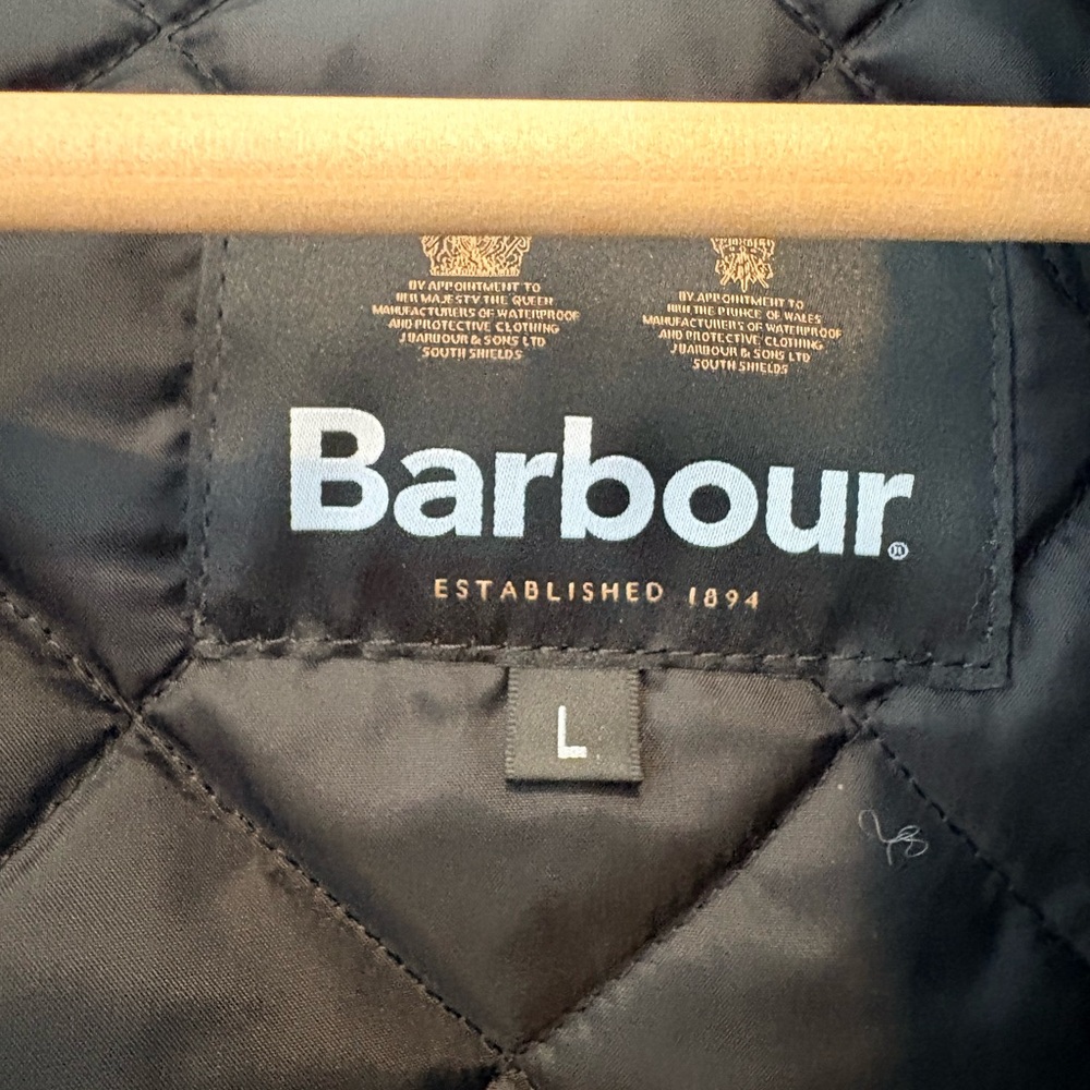 Barbour Men's Black Sapper Quilted Field Jacket - Picture 2 of 4